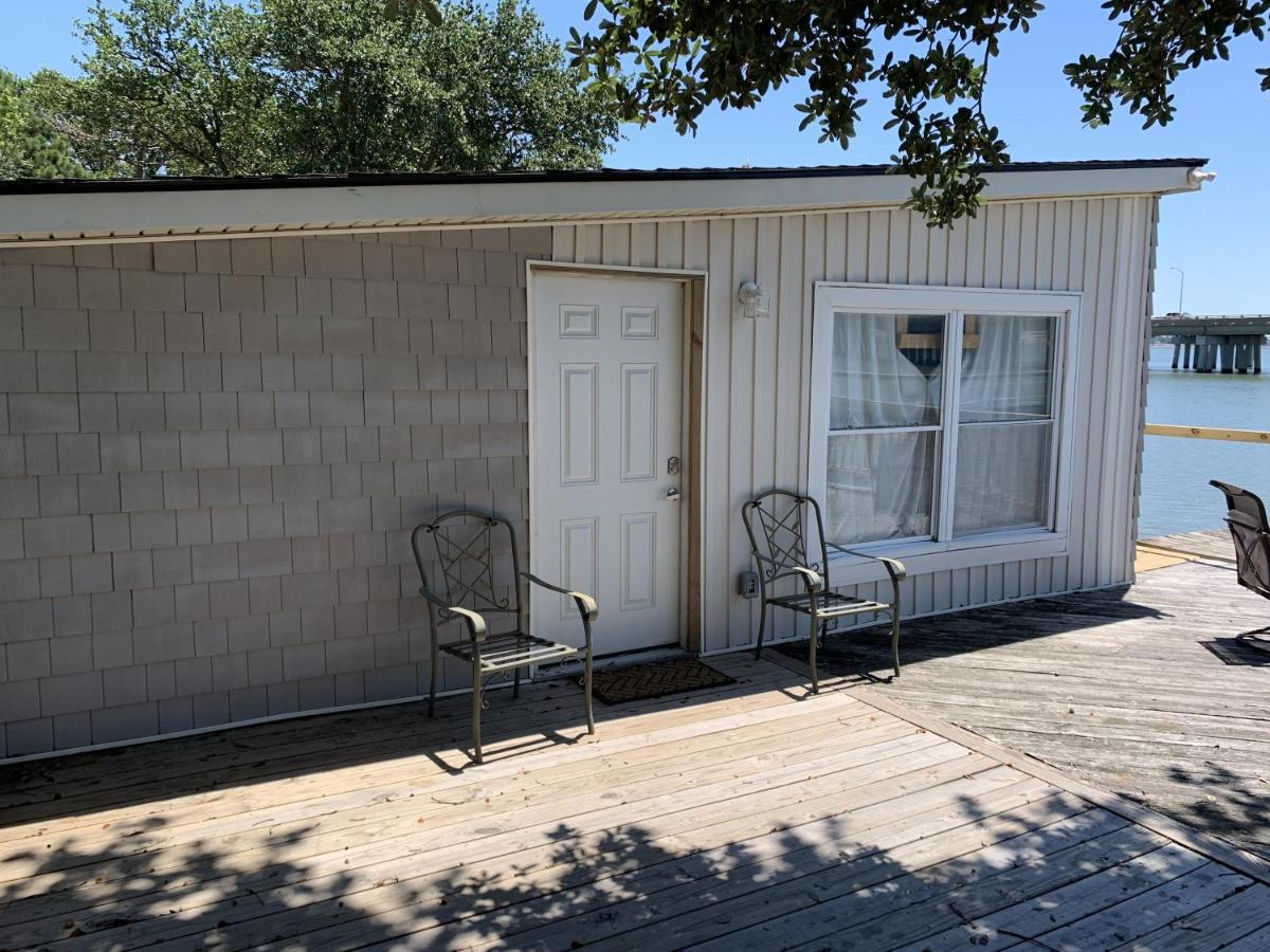 The Boat House - Water Front, Wifi, Pet Friendly Home نورفولك المظهر الخارجي الصورة